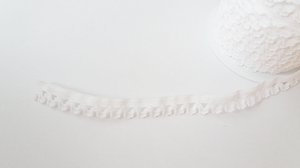 White elastic lace 