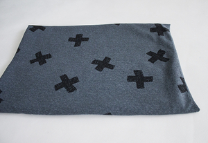 Crosses on graphite - brushed sweatshirt 